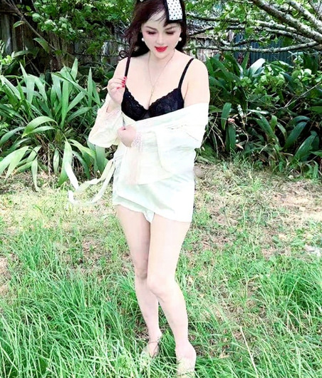 Minnie, 25yo Singaporean escort in Wellington CBD offering private services