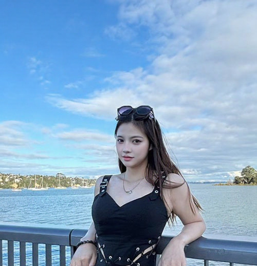 Mia - Photo 3