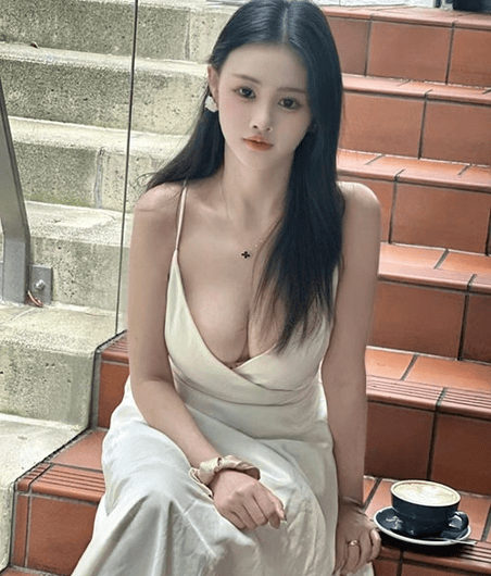 Dora - Photo 3