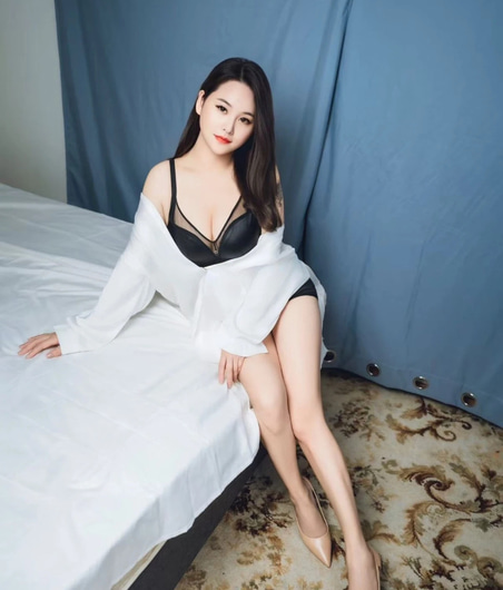 Eva - Photo 2