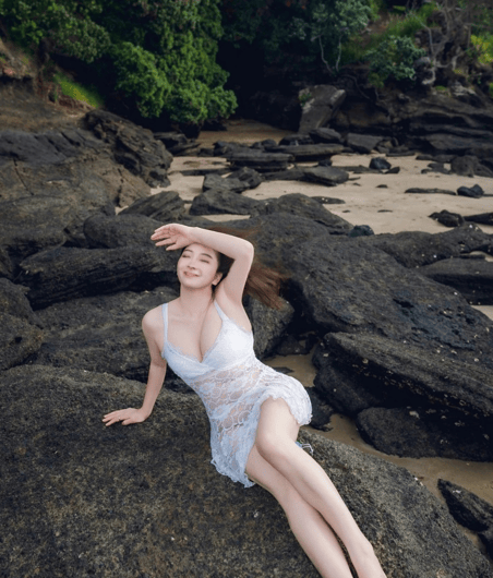 Emma - Photo 5