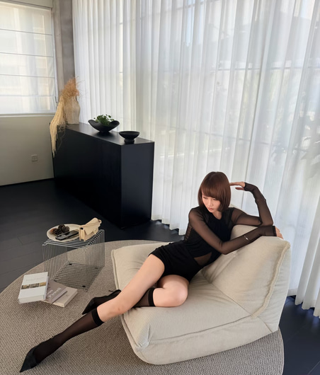 Paula 24-year-old Japanese escort in Aurora Melbourne available for in and out calls