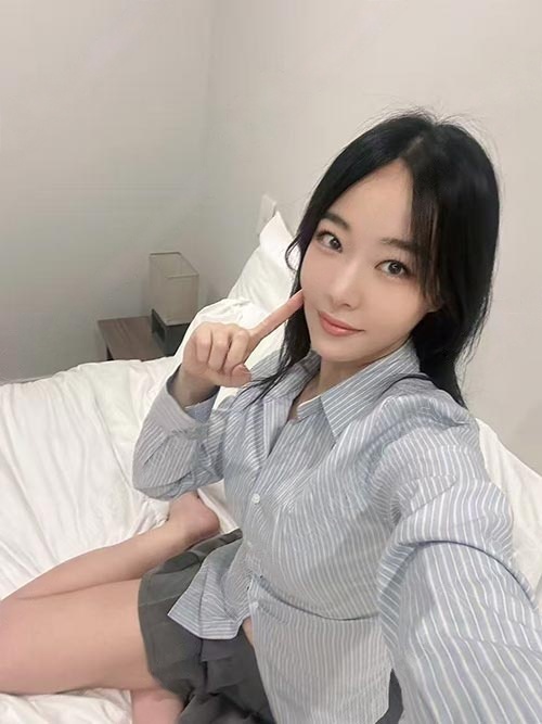 Yuna, 26-year-old Korean escort in Auckland CBD, 168cm slender figure