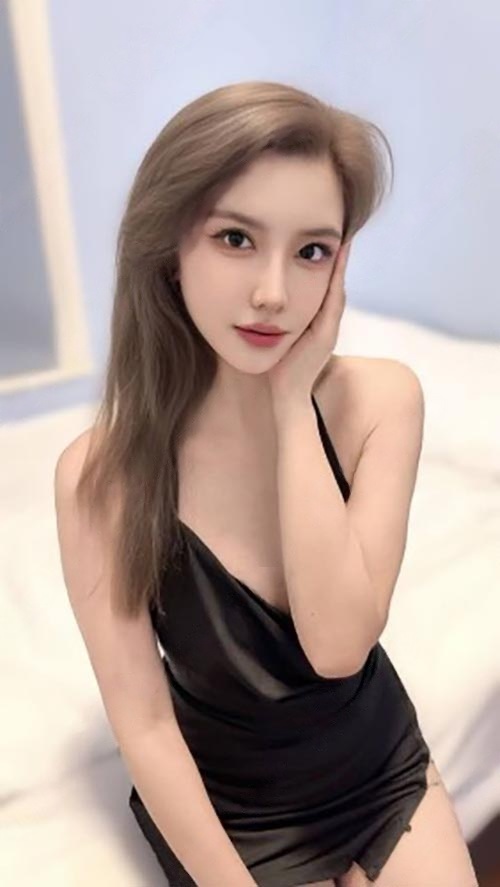 Yuki 25-year-old Asian escort in Auckland Eden Terrace available for private meetings
