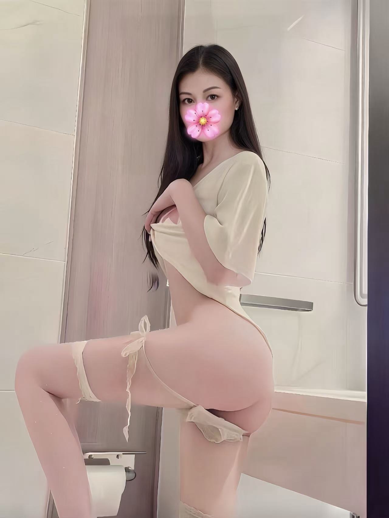 Momo - Photo 2
