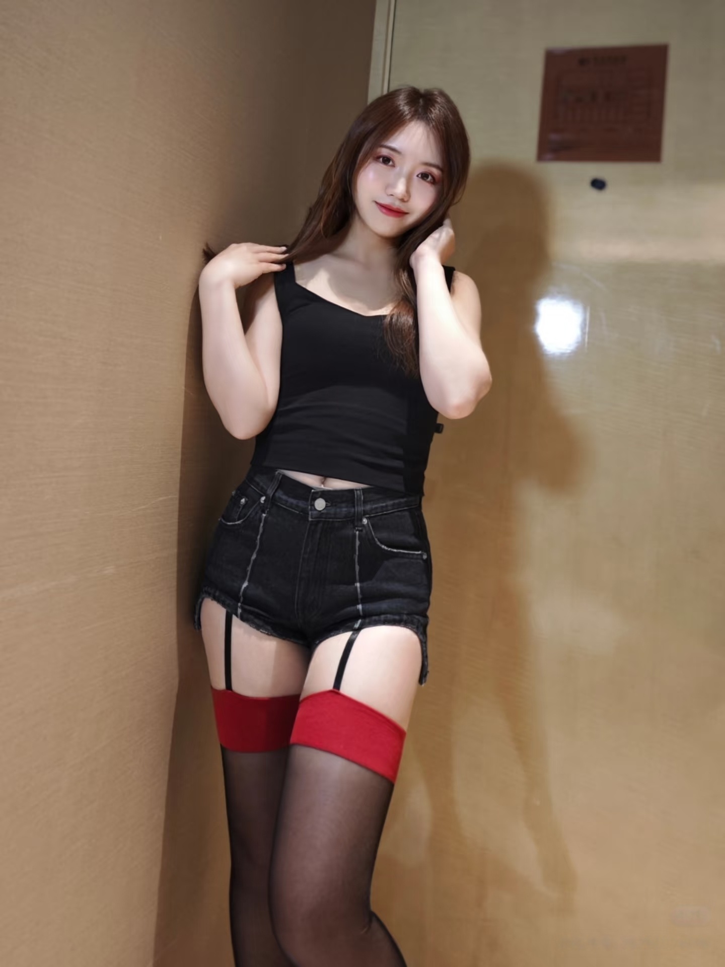 Naomi - Photo 6