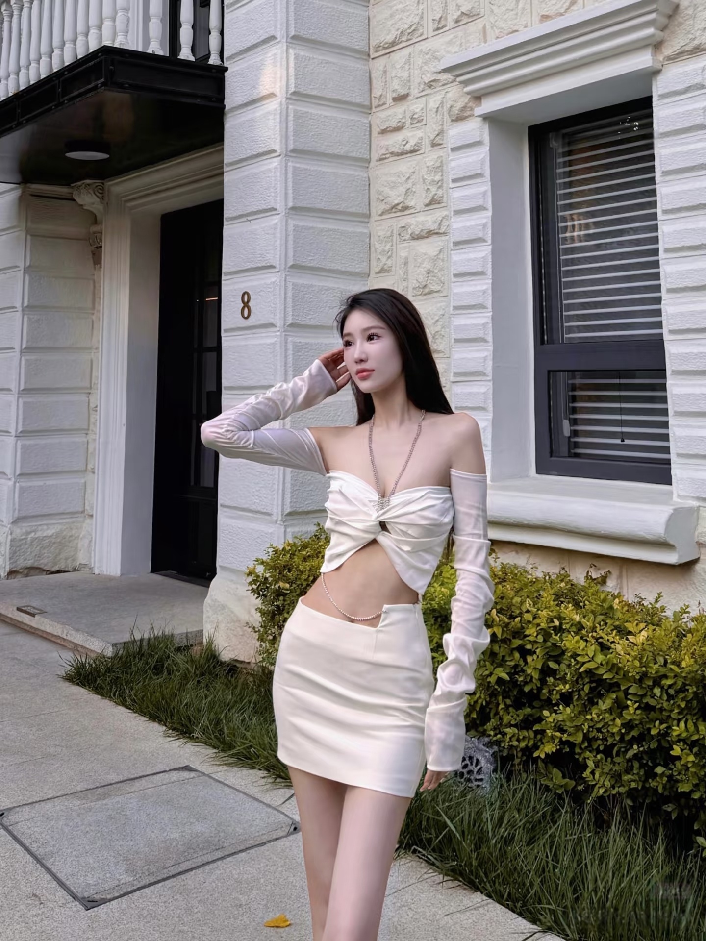Violet - Photo 2