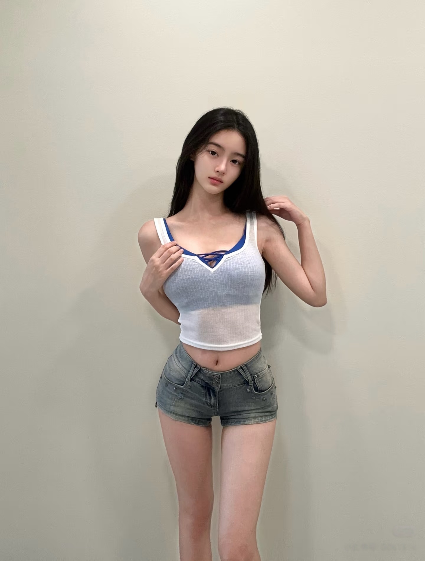 Isabella - Photo 2