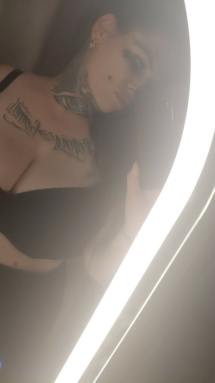 View Errah, Perth Escort | Tel: 0421726374
