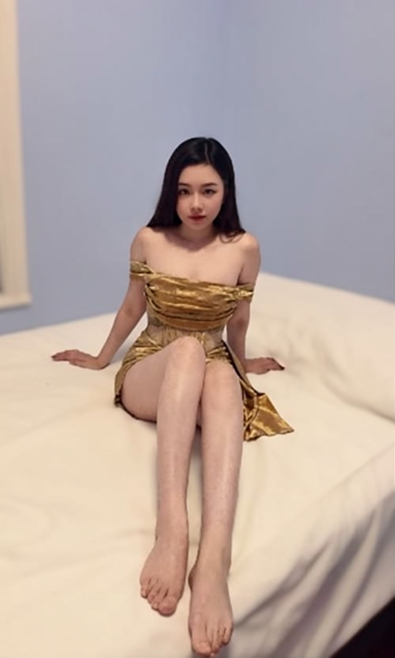 Amy - Photo 2