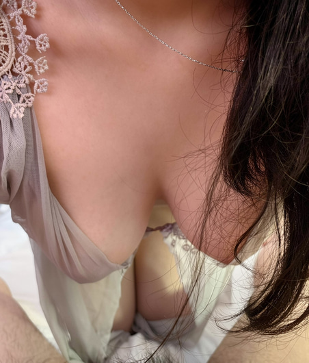 Ella - Photo 2