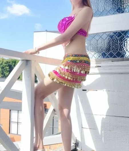 Roxy, 25yo Singaporean escort in Gisborne wearing new lingerie