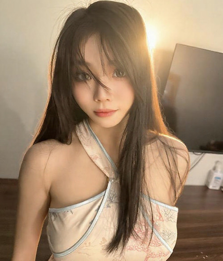 19 year old Taiwanese escort Shirley in Auckland Newmarket area