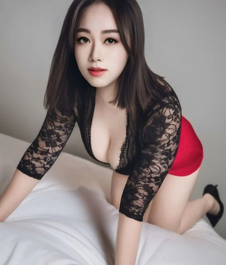 Lily - Photo 1