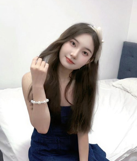 Selene - Photo 1