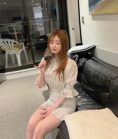 Koharu - Photo 3