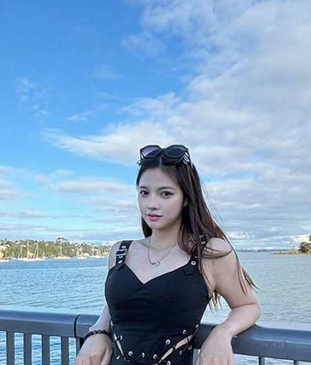 Mia - Photo 3