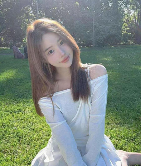 Jennifer, 22-year-old Chinese escort in Auckland CBD