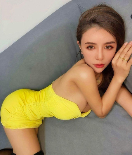 Dora, 20yo Asian escort in Brisbane offering private services