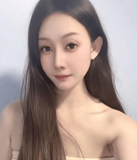 21yo Chinese escort Cici in Auckland CBD offering full service