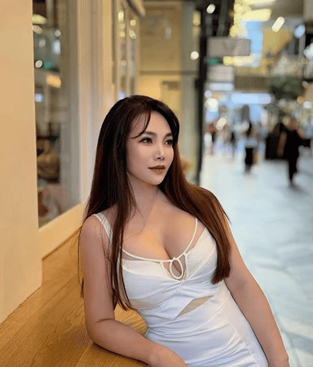 Lan, 32-year-old Chinese massage escort in Auckland CBD